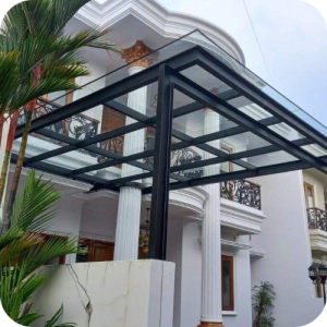 Kanopi Kaca:Solusi Modern untuk Ruang Rumah yang Nyaman dan Elegan